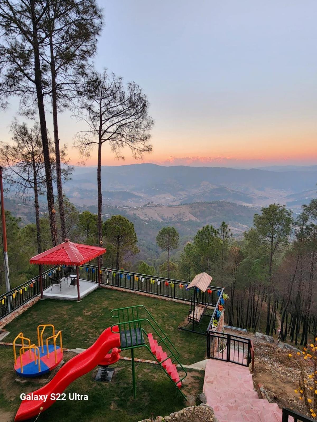 Nandini Cottage, A Premium Boutique Homestay Ранікгет Екстер'єр фото